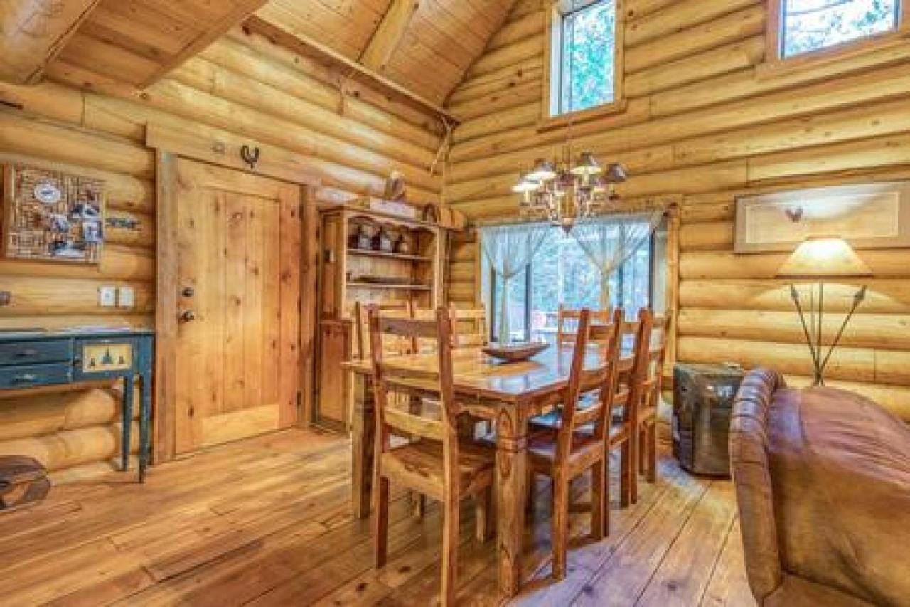 Eagles Nest - Natural Log Cabin With Guest House Idyllwild Exterior photo