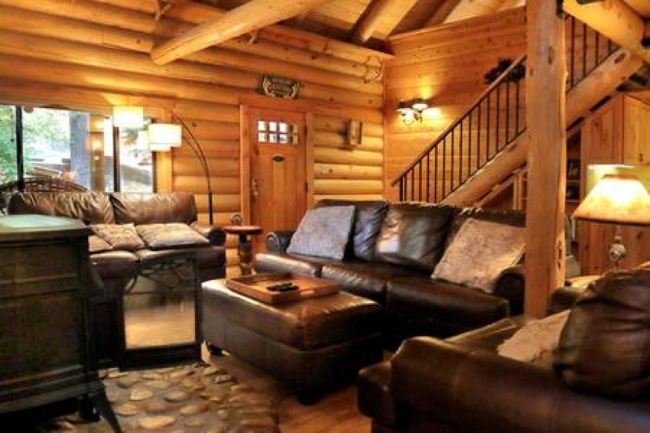 Eagles Nest - Natural Log Cabin With Guest House Idyllwild Exterior photo